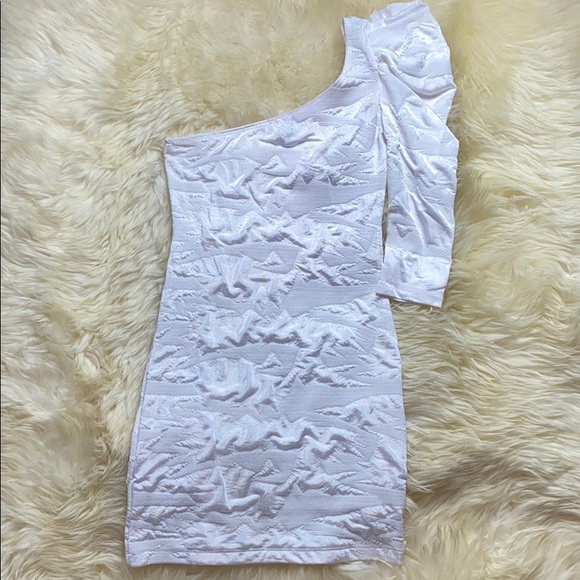 WHITE One Shoulder Minidress - Picture 3 of 6